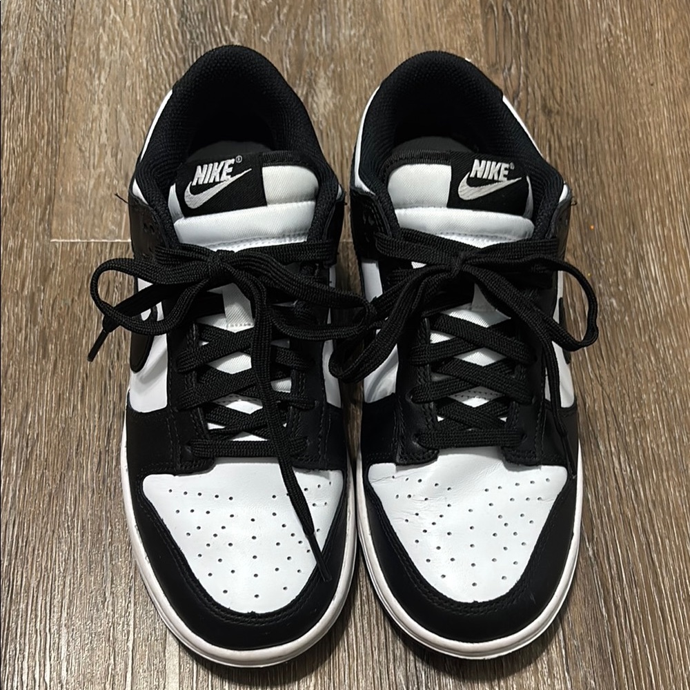Women’s Nike panda dunks